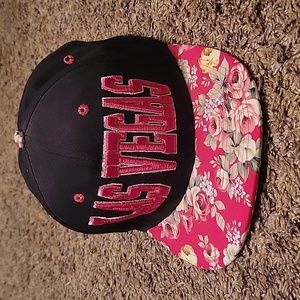 Black and pink headlines fitted hat Las Vegas flower brim one size